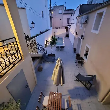 La Romarine - Piscine - Centre Village Bessan